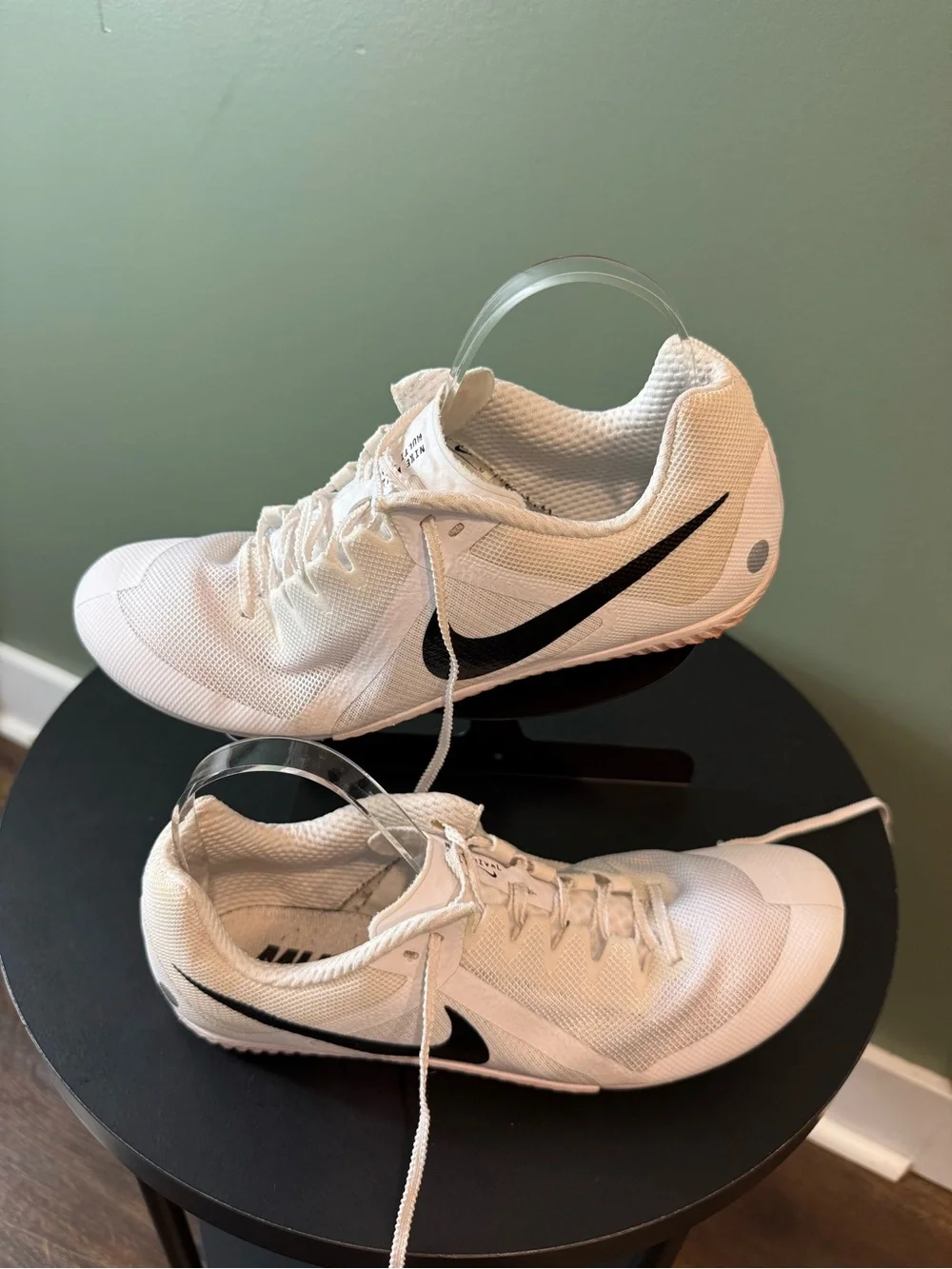 Nike lightweight white